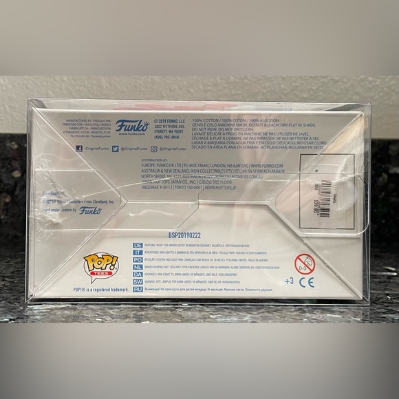 Cheer Bear T-Shirt & Funko Pop Box Set - Picture 7 of 9